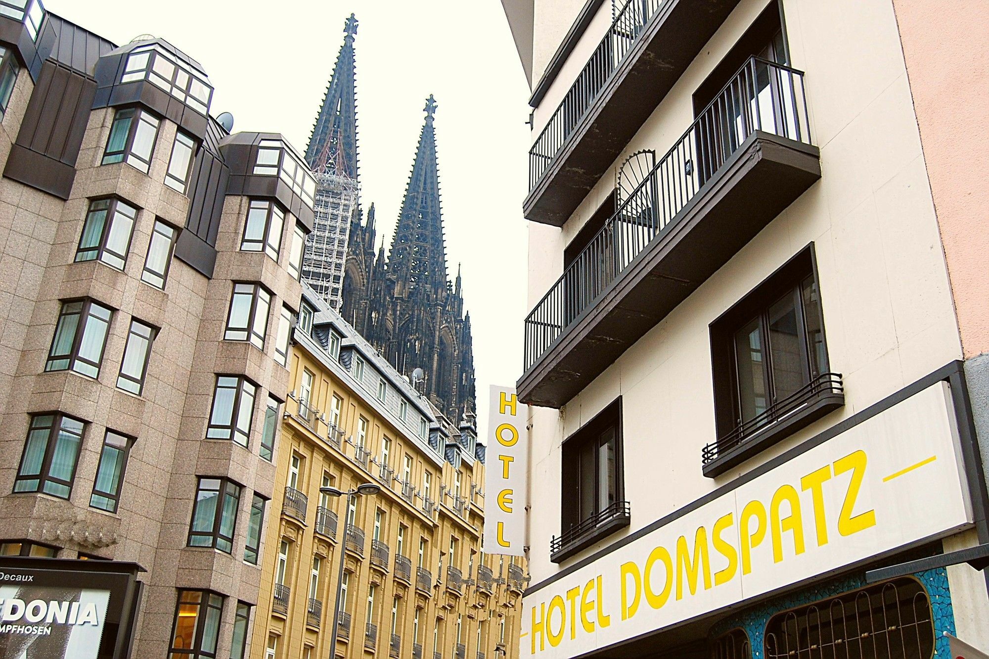 Smarty Cologne Dom Hotel - Boardinghouse - Kontaktloser Self Check-In Exterior photo